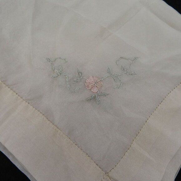 Vintage Silk Blend Embroidered Pastel Flowers Floral Handkerchief Hankie Chic - Picture 2 of 6